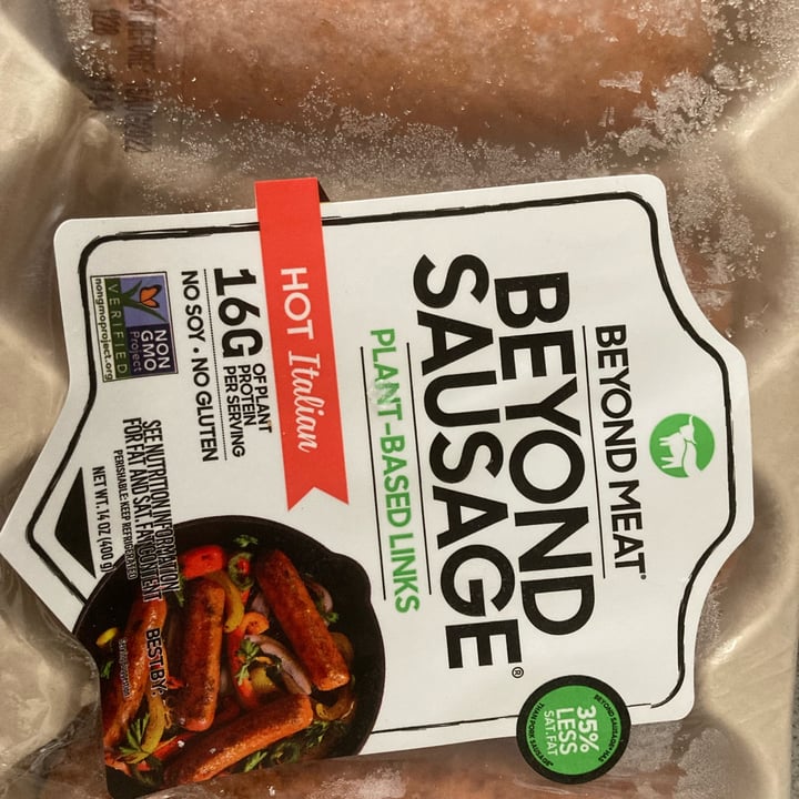 photo of Beyond Meat Beyond Sausage Hot Italian shared by @lianal627 on  29 May 2022 - review