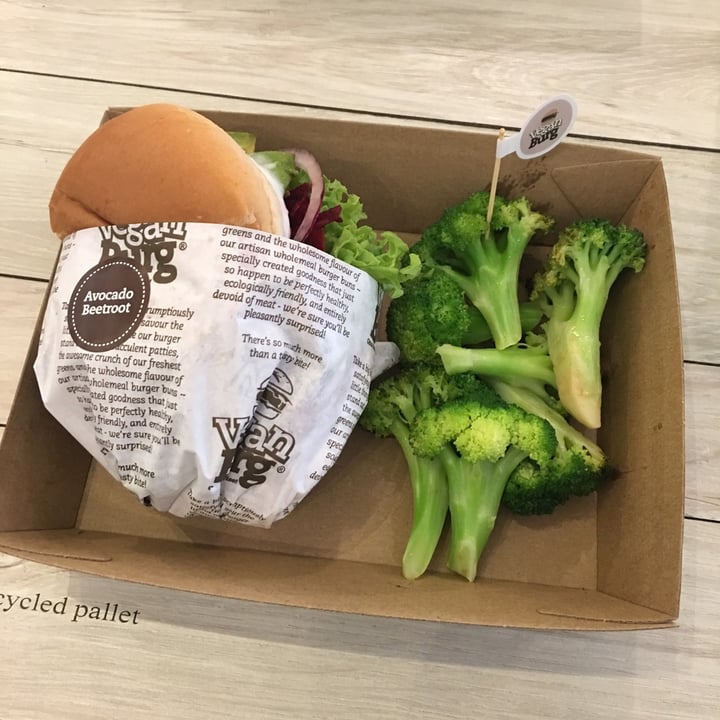 review photo of VeganBurg Singapore Avocado Beetroot Burger shared by @haylie on 08 Aug 2020 - review