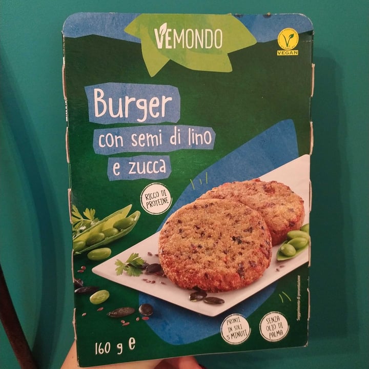 photo of Vemondo Burger Con Semi Di Lino E Zucca shared by @alecasse on  07 Jan 2022 - review