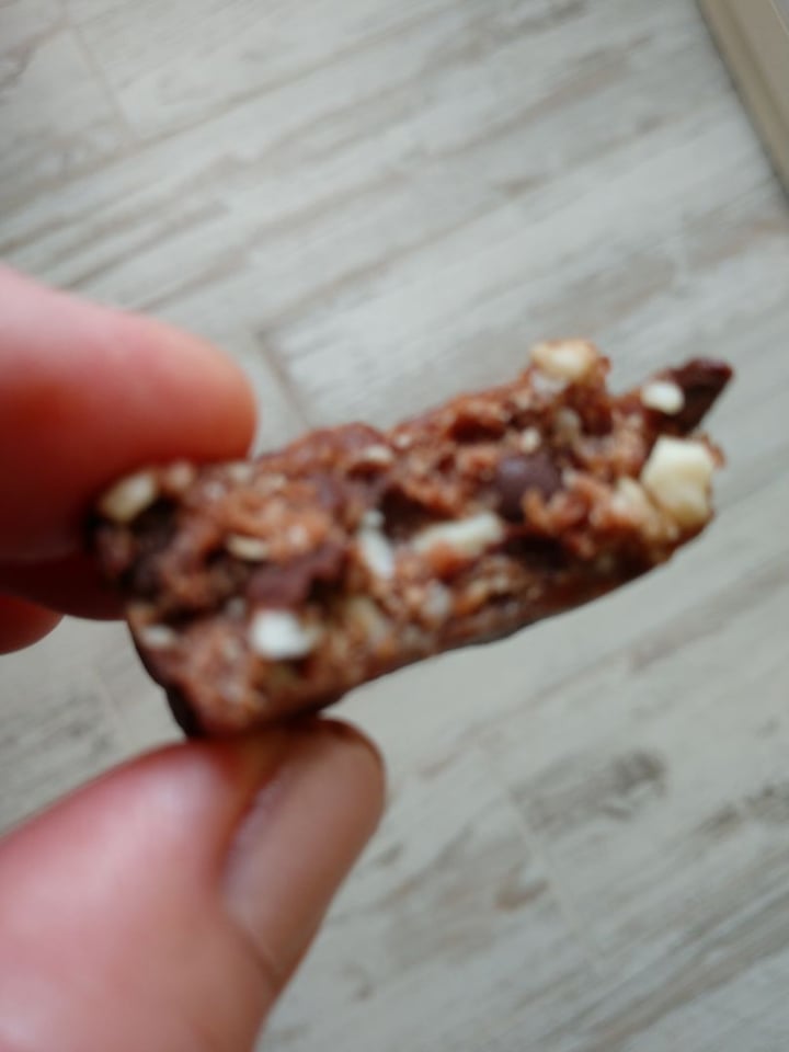 photo of Good & Gather Date & Nut Bars Chocolate Chip Cookie Dough shared by @mynameislisa on  20 Mar 2020 - review