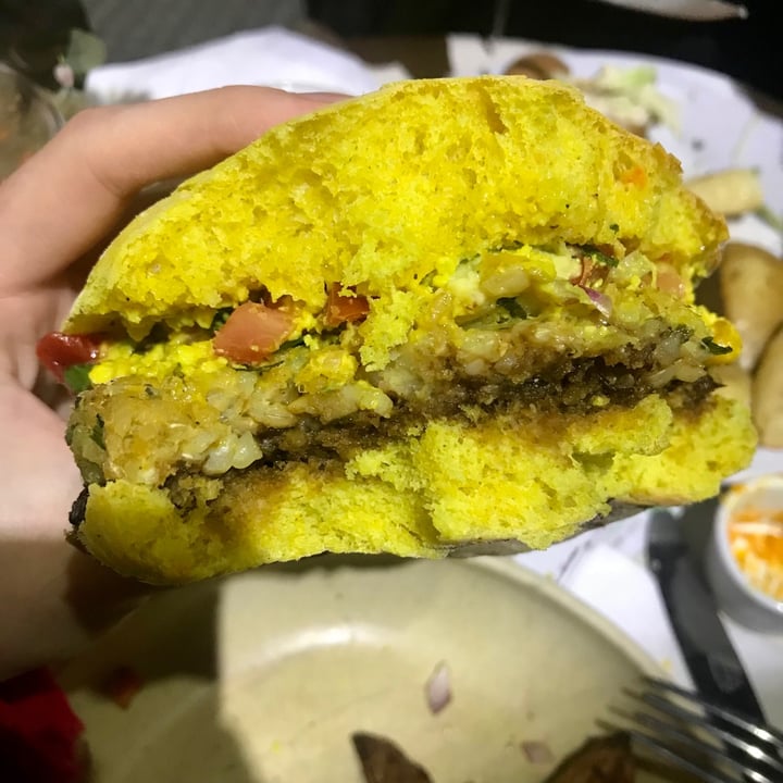 review photo of Artemisia Hamburguesa Vegana shared by @alegibert on 26 Jul 2021 - review