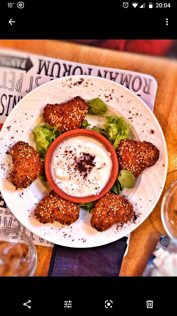 photo of Malak Bistro Falafel shared by @aruaquilea on  11 Mar 2020 - review