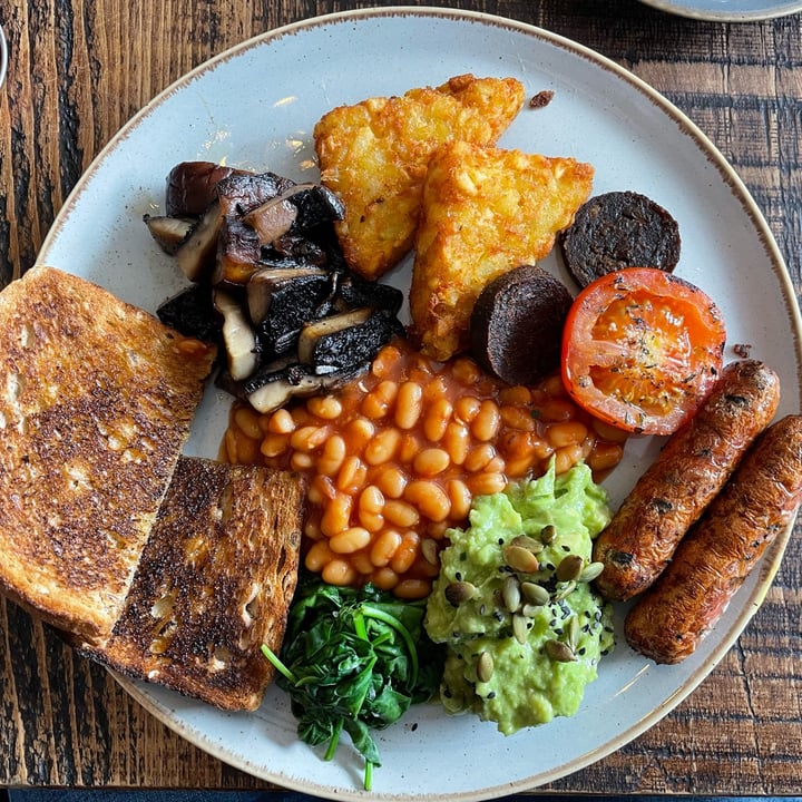 photo of The Coffee House & Kitchen Vegan Full English Breakfast shared by @eatyourgreens on  18 Jul 2022 - review