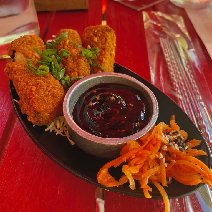 review photo of Koi dumplings Combo recorrido Koi vegano shared by @julilanga on 02 Jun 2022 - review