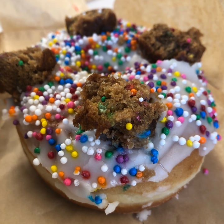 photo of Bloomer's Birthday Cake Donut shared by @mickfagan on  09 Jan 2021 - review