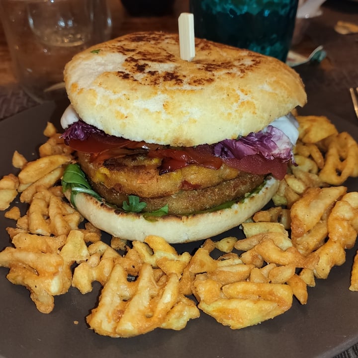 review photo of La Magnuga Veggie dorado shared by @saribricka on 22 Apr 2022 - review