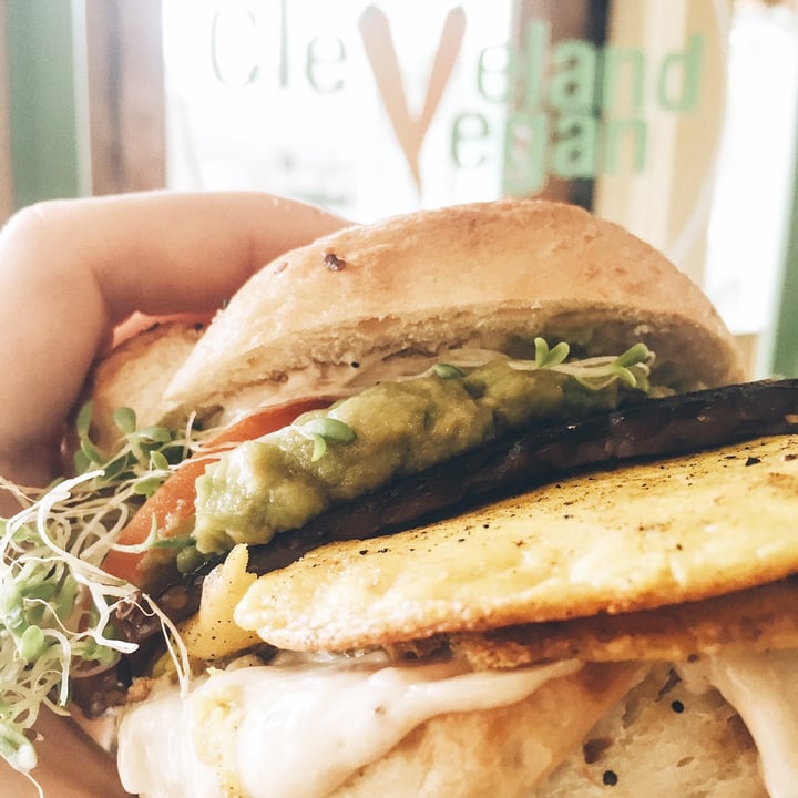 photo of Cleveland Vegan Breakfast Sandwich shared by @smasherbrown on  21 Feb 2021 - review