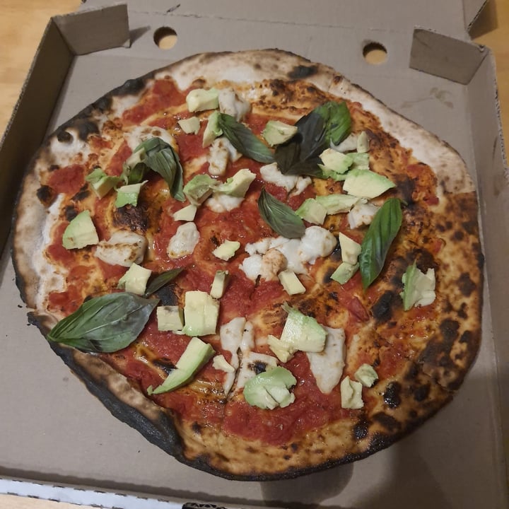 photo of Massimo's Margarita pizza shared by @caitell on  23 Jun 2022 - review