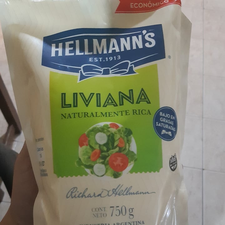 photo of Hellmann’s Mayonesa Liviana shared by @giseveg on  10 Nov 2021 - review