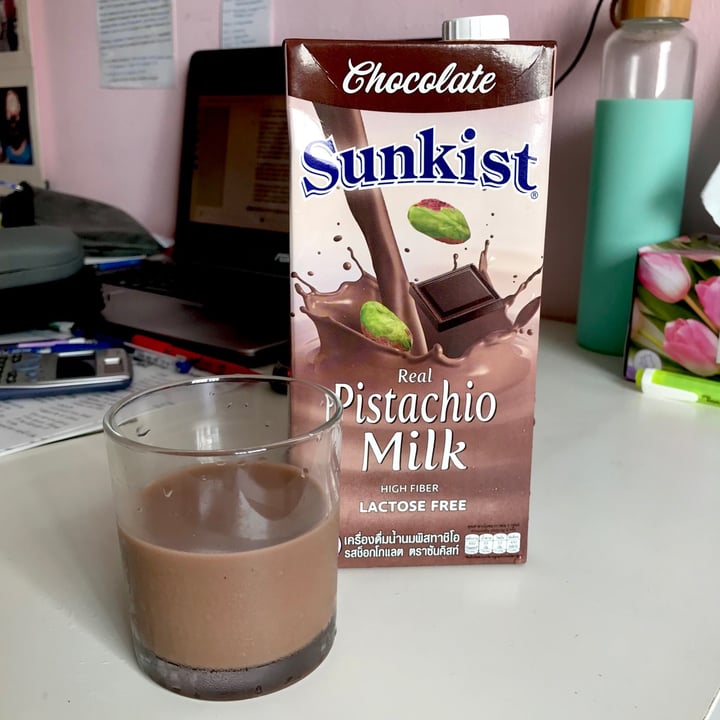 photo of Sunkist Chocolate pistachio milk shared by @shambuuu on  24 Jan 2021 - review