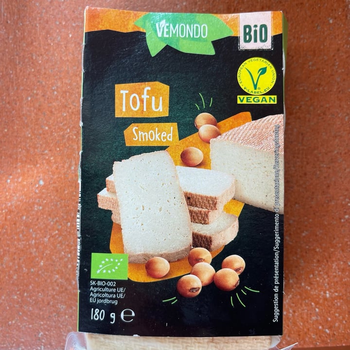 photo of Vemondo Tofu affumicato shared by @teresabarani on  21 Oct 2022 - review