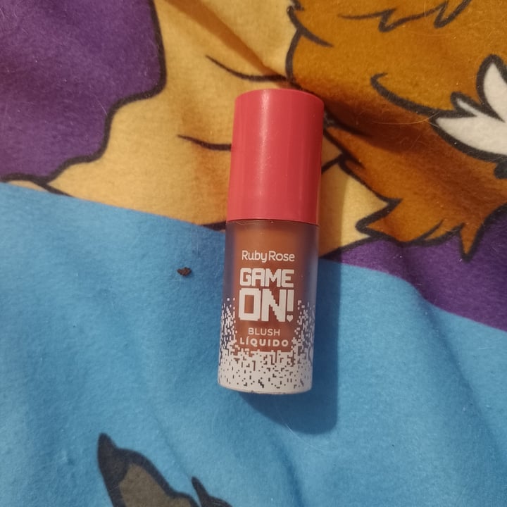 review photo of RubyRose blush líquido shared by @julifrutilla on 06 Jul 2022 - review
