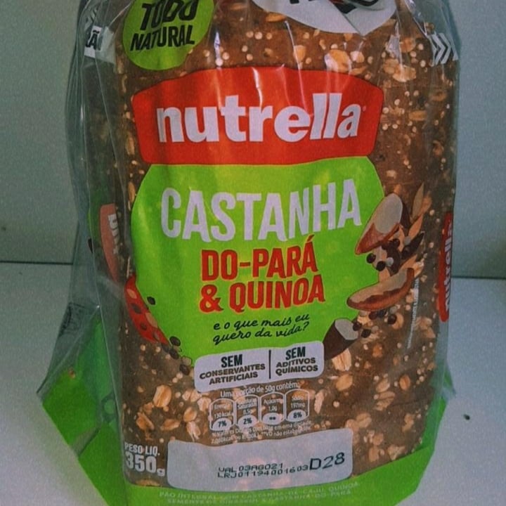 photo of Nutrella Pão com castanha do para e quinoa shared by @isaaveggie on  25 Aug 2021 - review