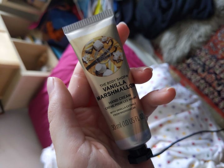 photo of The Body Shop Hand cream vanilla marshmallow shared by @bearbagels on  10 Apr 2020 - review