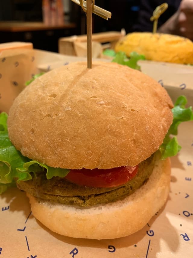 菜肴“Tofungo Burger”的照片