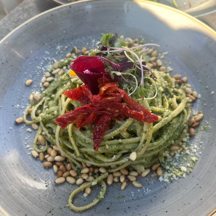 review photo of Civico 1845 Linguine Al Verde shared by @dejaferia on 07 Nov 2022 - review