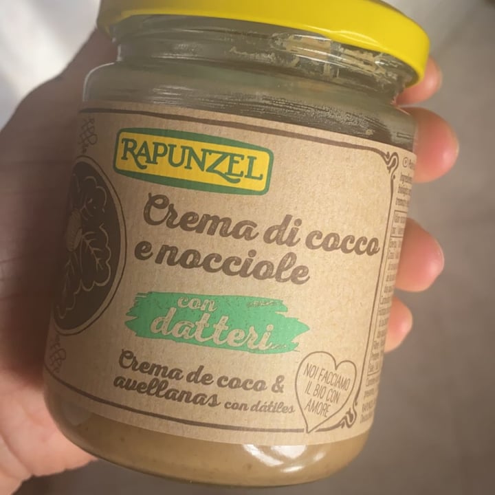 review photo of Rapunzel Crema datteri cocco e nocciole shared by @ladispensavegana on 21 Apr 2022 - review