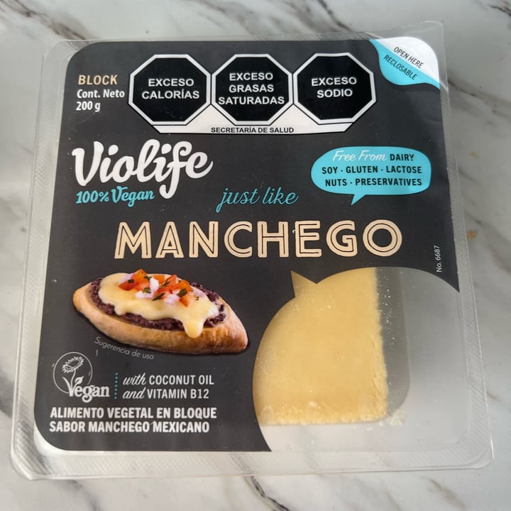 photo of Violife queso manchego shared by @karenaho1 on  22 Sep 2022 - review