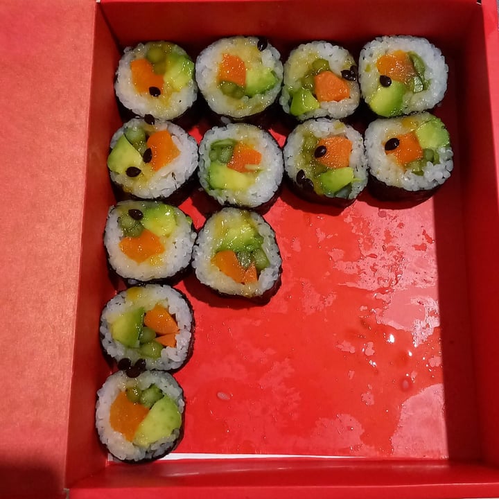 review photo of 3 Dragones Maki vegano shared by @carlavegana on 15 Nov 2022 - review