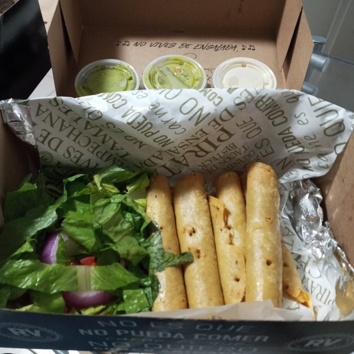photo of Revolucion Verde Flautas shared by @bettyveg on  16 May 2021 - review