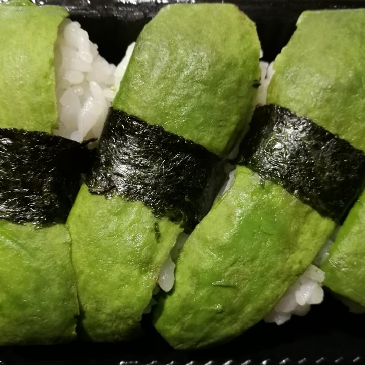 photo of Panorama Uramaki avocado shared by @maripina on  15 Oct 2021 - review