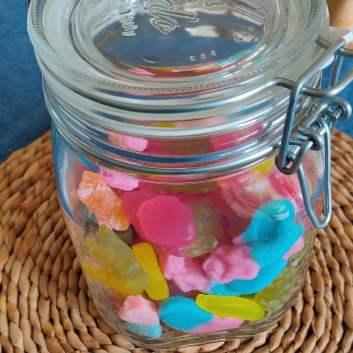 photo of Neary's Gummy Mix Neary's Gummy Mix shared by @victoriapalero on  29 Jul 2020 - review