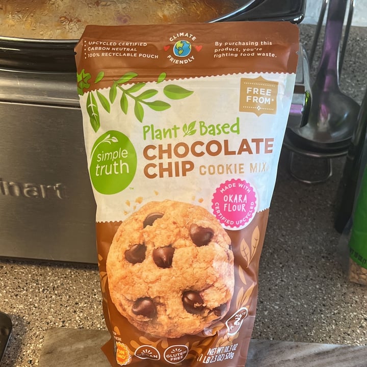 review photo of Simple Truth chocolate chip cookie mix shared by @kjcarm01 on 07 May 2022 - review