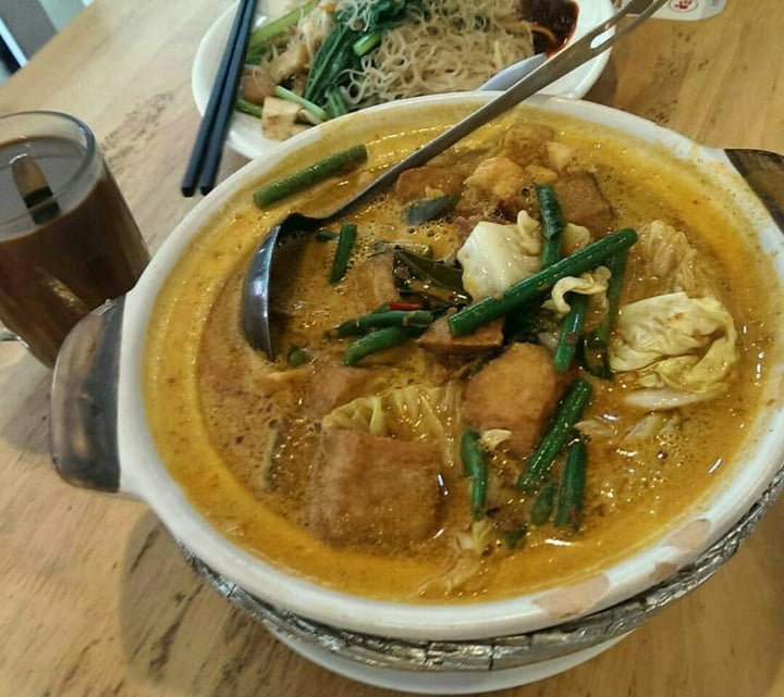 photo of Zi Zai Vegetarian Fish head curry shared by @fourdollars on  31 Jul 2019 - review