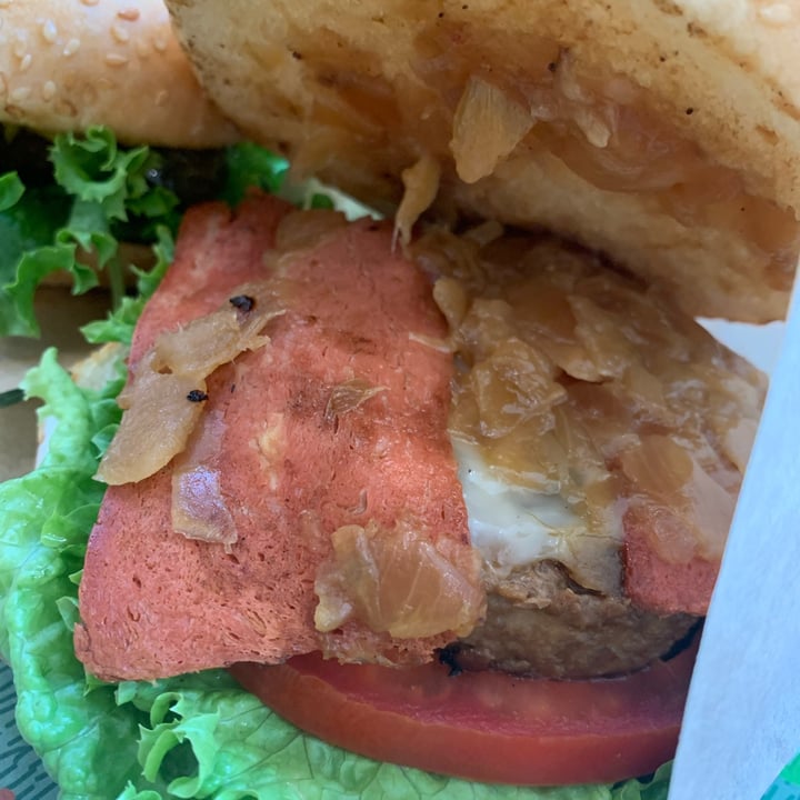 review photo of Khambú Hamburguesa Clásica shared by @aitormartinezr on 13 Aug 2022 - review