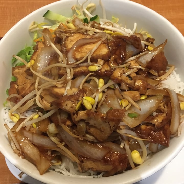 review photo of Saigon Kitchen Tofu on Rice Noodles shared by @allisonwalters on 01 Oct 2021 - review