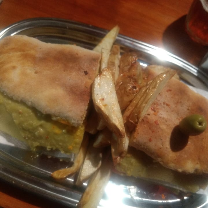 photo of APOLO Bar Multiespacio Sandwich De Milanesa shared by @macaridad on  11 Sep 2020 - review