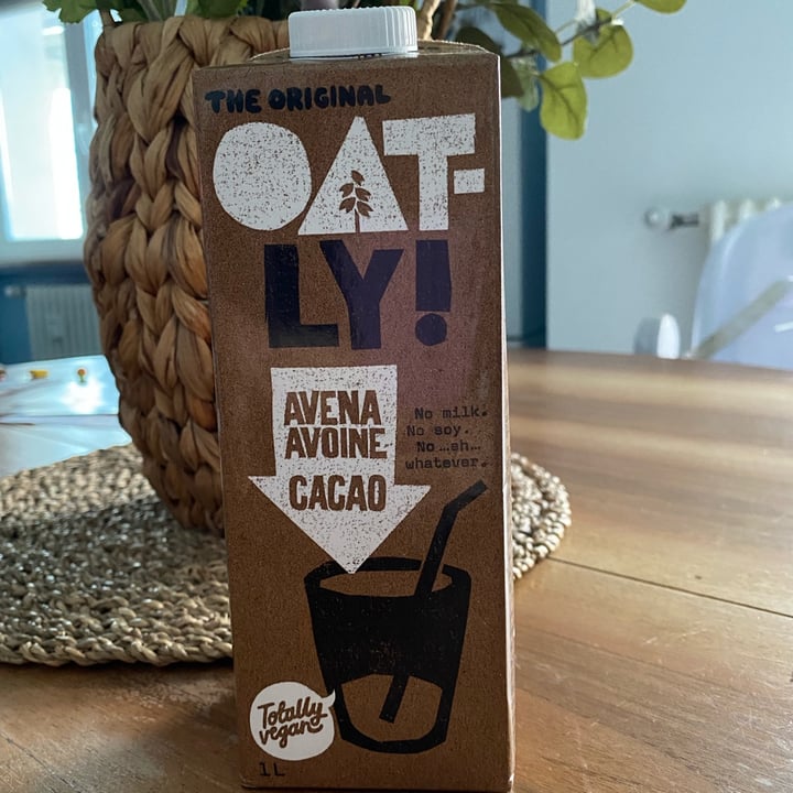 photo of Oatly avena avoine cacao shared by @ilariabiancolatte1 on  01 Oct 2022 - review