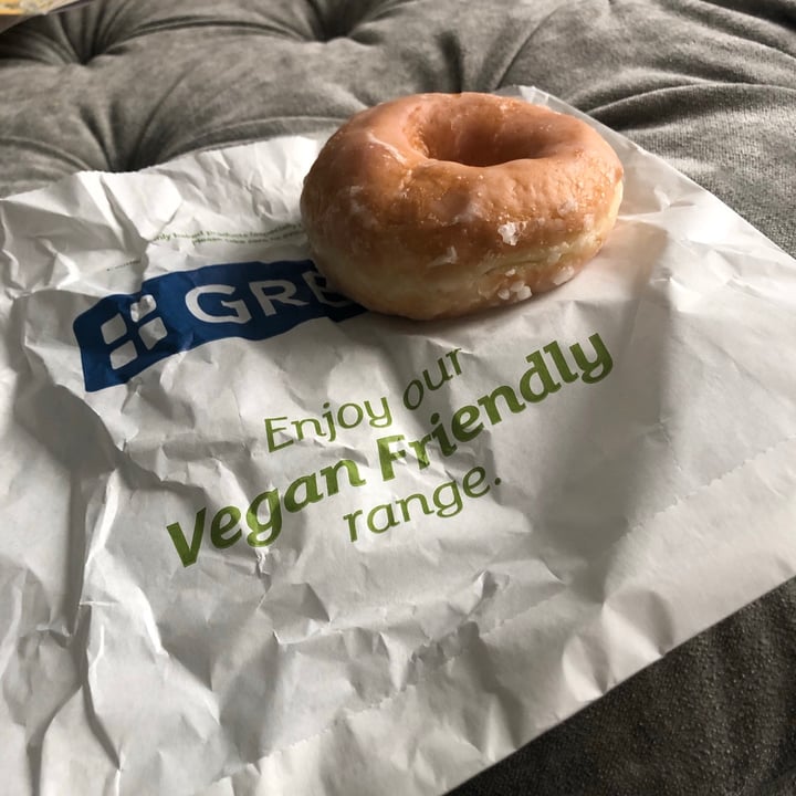 photo of Greggs Vegan Glazed Ring Doughnut shared by @trdoesvegan on  22 Feb 2021 - review