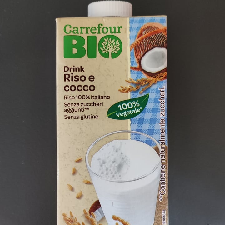 photo of Carrefour Bio Drink riso e cocco shared by @alessiaobert on  19 Sep 2022 - review