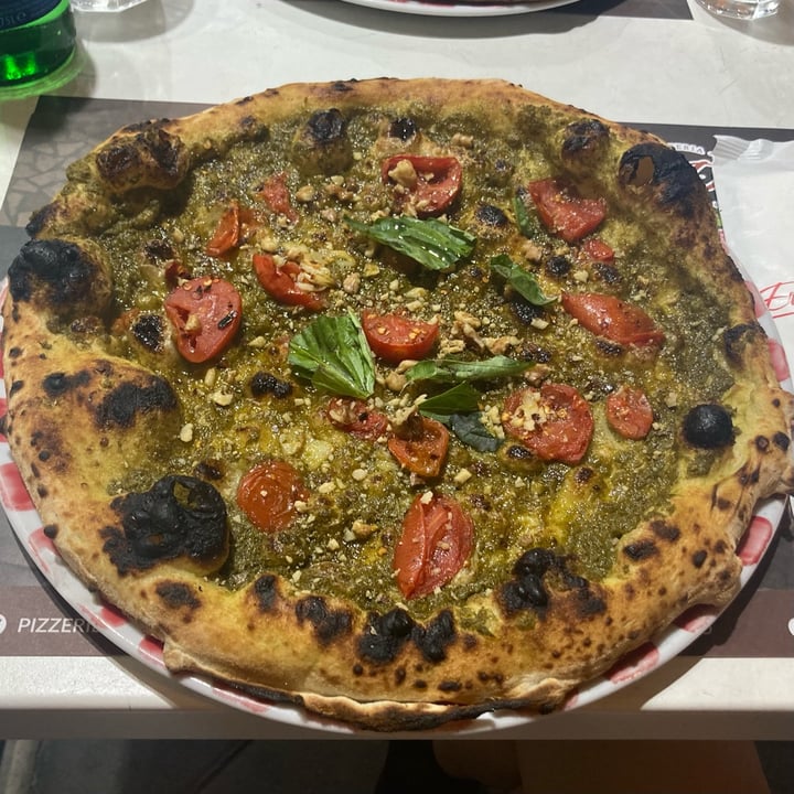 photo of Pizzeria Errico Porzio Salerno Pascalina shared by @vy on  30 Oct 2022 - review