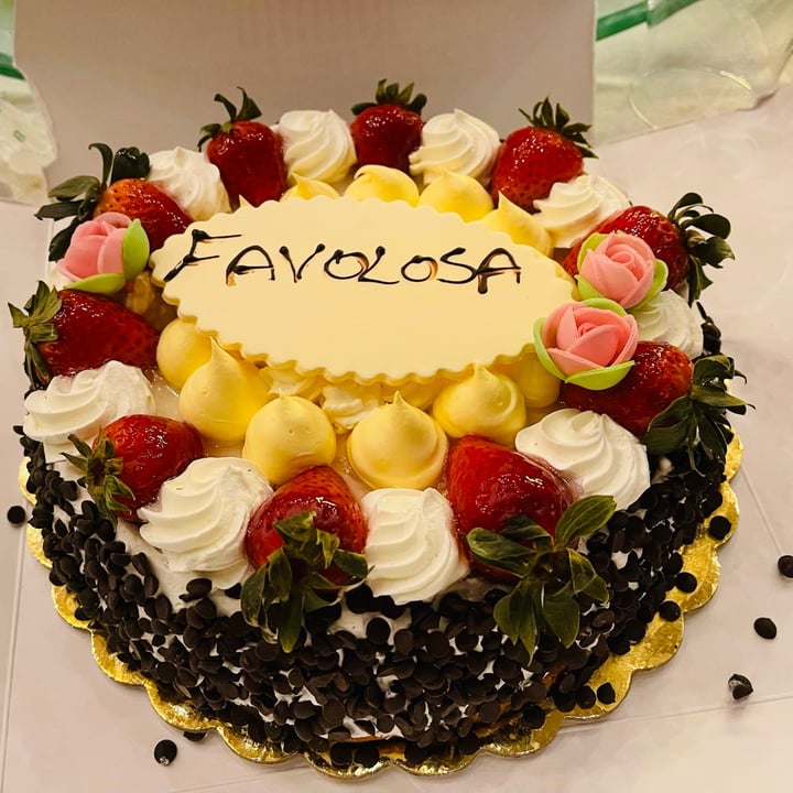 review photo of La Fonte Del Dolce TORTA CON PANNA shared by @carmymi2 on 05 Nov 2022 - review