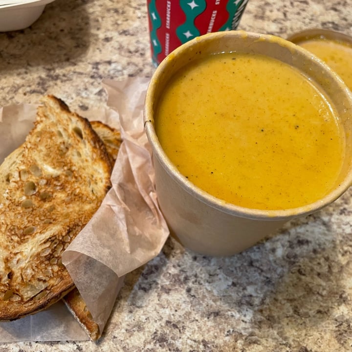photo of Nirvana tea house & cafe butternut squash bisque shared by @sedrew1 on  17 Nov 2022 - review