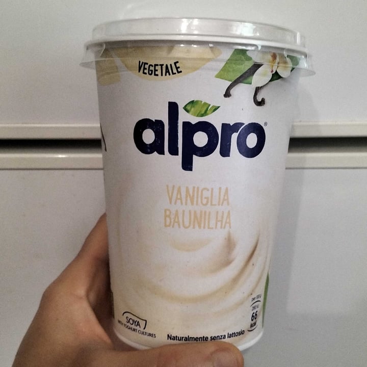 photo of Alpro Vaniglia Baunilha Yogurt shared by @fede82 on  02 Jun 2022 - review