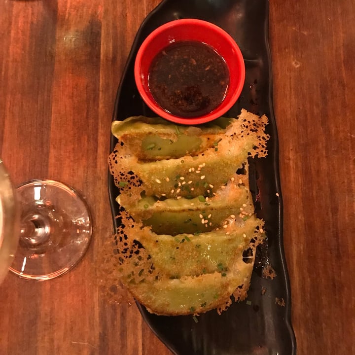 photo of Ninja Ramen Gyozas vegetales shared by @peachpatri on  03 Dec 2021 - review