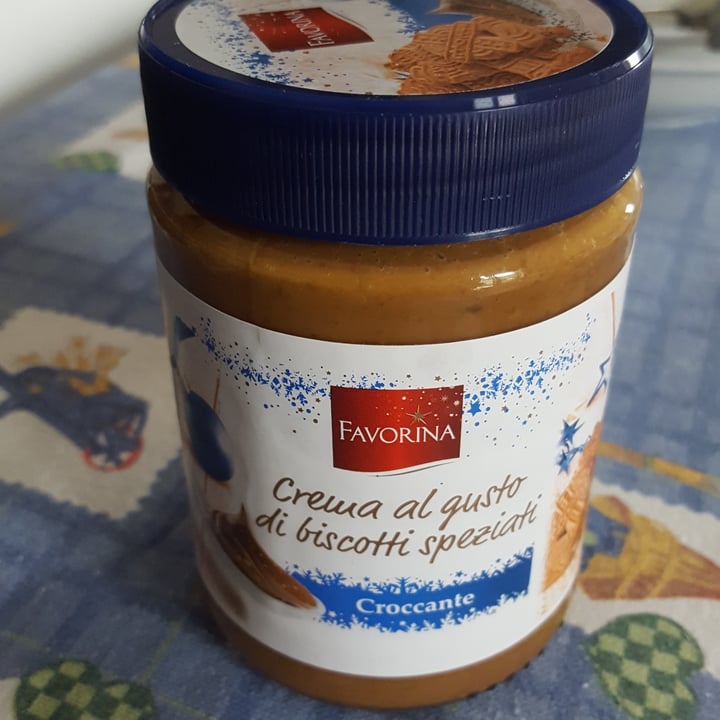 photo of Favorina crema al gusto di biscotti speziati croccante shared by @alessiavegan78 on  24 Oct 2022 - review