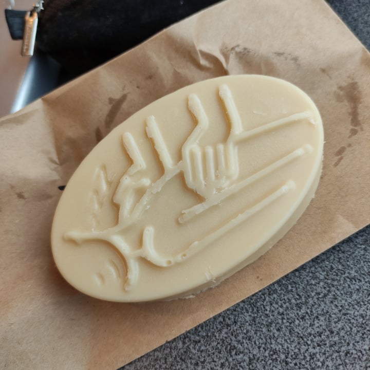 review photo of LUSH Fresh Handmade Cosmetics Sleep - Olio da massaggio shared by @tatytattoo on 23 Jun 2022 - review