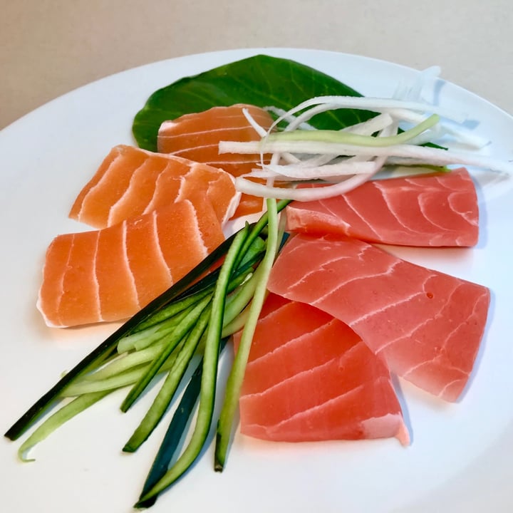 photo of Ichiza Kitchen (Temporarily Closed) Sashimi Plate shared by @pdxveg on  05 Jun 2021 - review