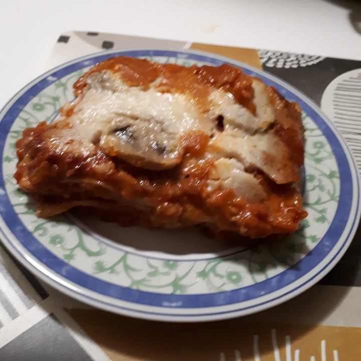 photo of Madre Terra Veg Lasagne shared by @gsll on  15 Jan 2022 - review