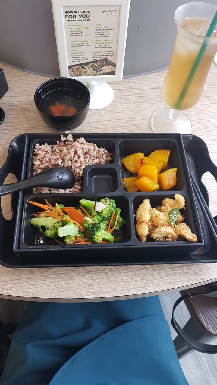 review photo of Greendot @ Star Vista Customized Bento shared by @esther on 04 Apr 2018 - review