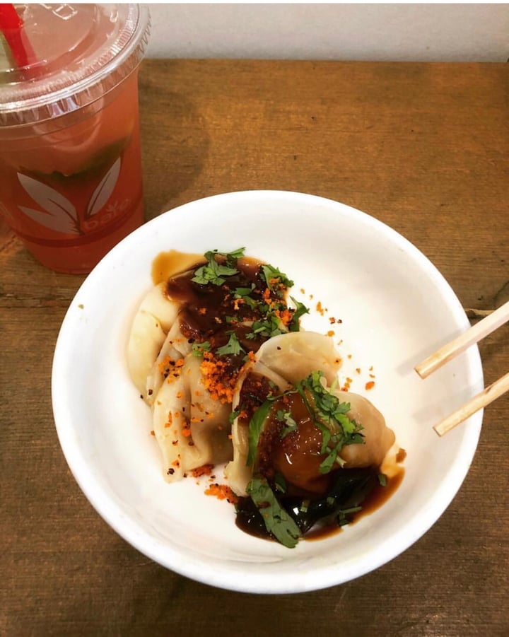 photo of Beyond Sushi (W 37th Street) Vegan Sushi shared by @veganventurers on  17 Jun 2019 - review