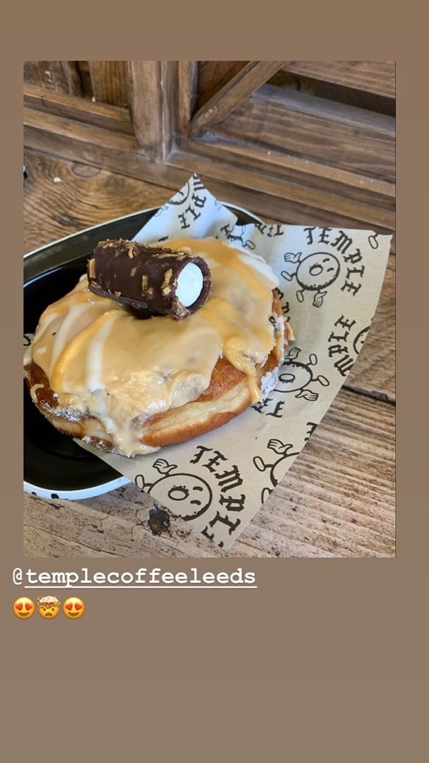review photo of Temple Coffee & Donuts Cannoli Doughnut shared by @kayleighjackson on 29 Dec 2019 - review