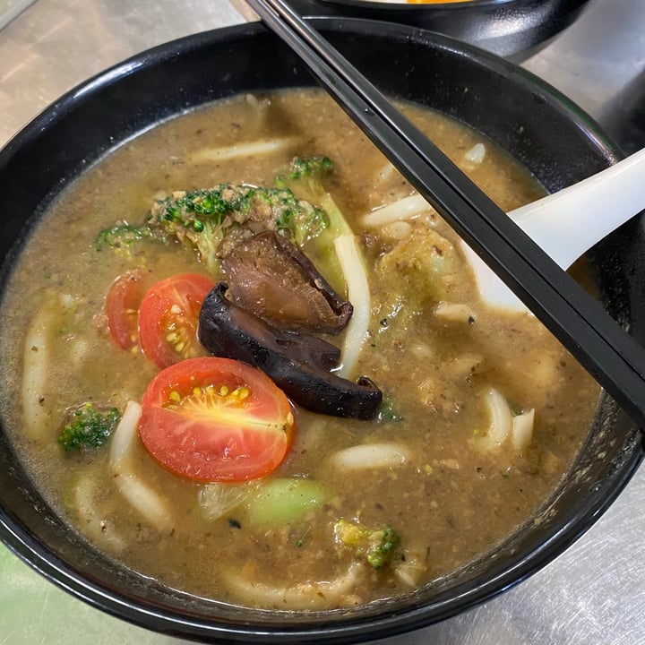 photo of Tracy Juice Culture Tracy’s Special Mushroom Udon shared by @piggy-egg on  20 Oct 2022 - review