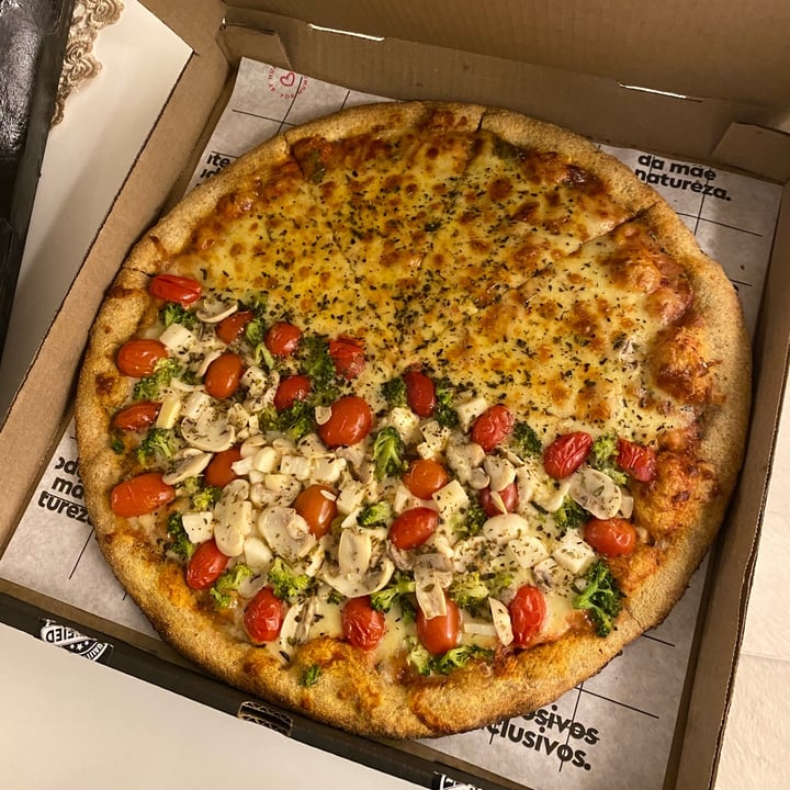 photo of The Spartans Co. - Pizza Fitness pizza fit shared by @gabbarbieri on  12 Jun 2022 - review