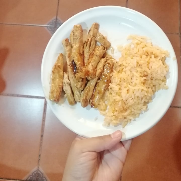 photo of Gardein Teriyaki Chick`n Strips shared by @dannydaniela on  25 Dec 2020 - review