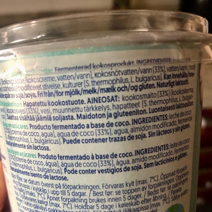 review photo of Alpro Absolutely coconut Natural Low Sugar shared by @vegannoe on 18 Aug 2022 - review
